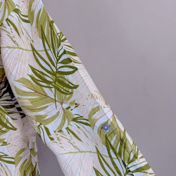 C&C California 100% Linen Tropical Botanical Print Buttons Roll Sleeve Blouse L - Picture 10 of 15